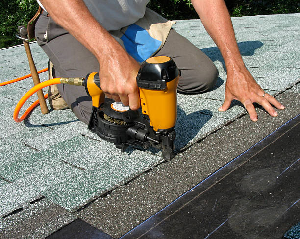Quick and Trustworthy Emergency Roof Repair Services in Epworth, IA